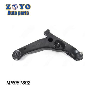OEM 표준 메보테크 MS80131 2017 미쓰비시 아웃랜더의 앞 하부 제어 팔